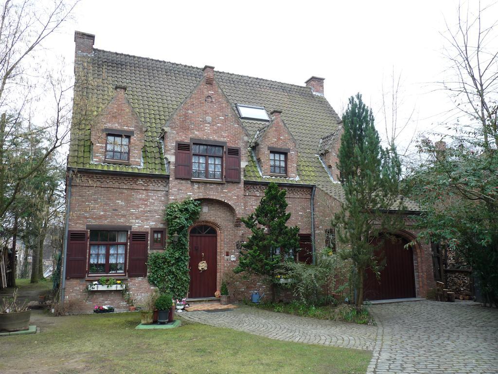 B&B 'T Nieuw Lijsternest Wezembeek-Oppem Экстерьер фото