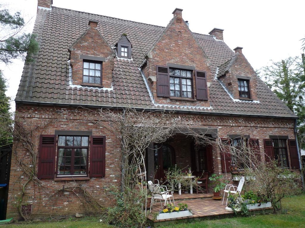 B&B 'T Nieuw Lijsternest Wezembeek-Oppem Экстерьер фото