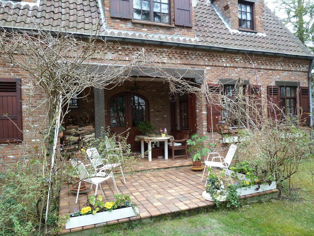 B&B 'T Nieuw Lijsternest Wezembeek-Oppem Экстерьер фото